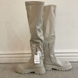 NWT- Pull & Bear Off White Over The Knee Chunky Heel Boots